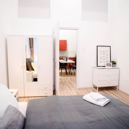 Very central spacious AC apartment Budapest Exterior foto