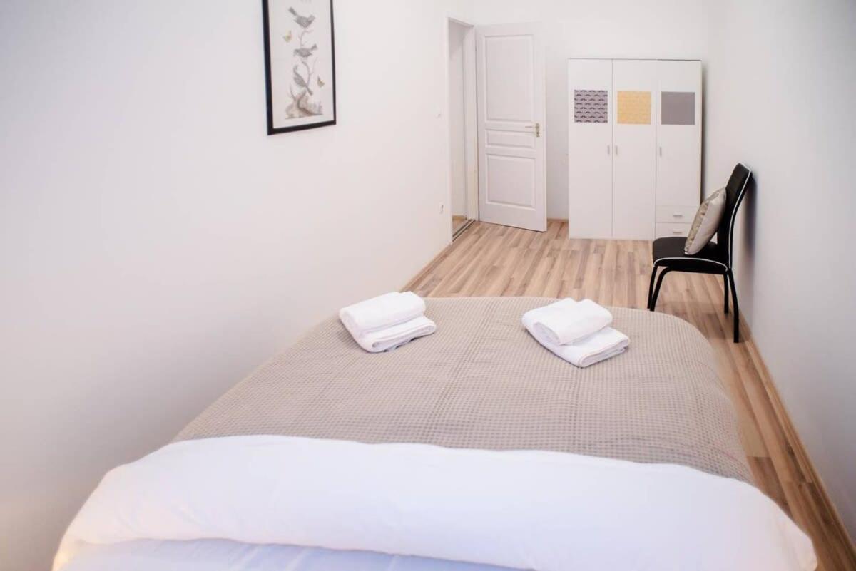Very central spacious AC apartment Budapest Exterior foto